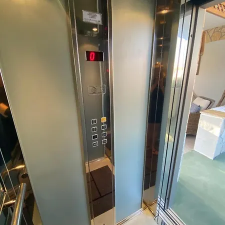 Apartmán T H E Berlin And *