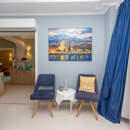 T H E Berlin And * Vrasná