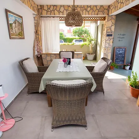 T H E Berlin And شقة