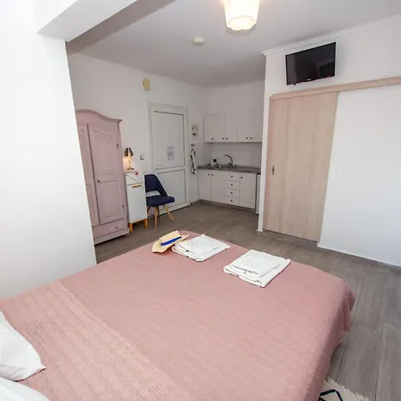 Apartment T H E Berlin And *
