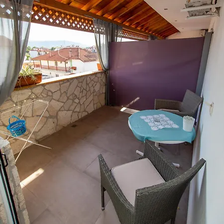 T H E Berlin And Lejlighed *