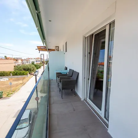 Apartment T H E Berlin And Nea Vrasna