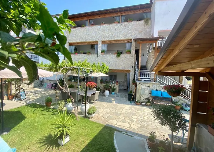 T H E Berlin And 公寓 Vrasná