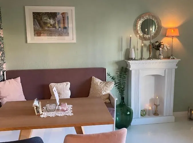 T H E Berlin And * Vrasná