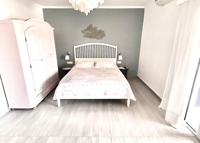 公寓 T H E Berlin And Vrasná