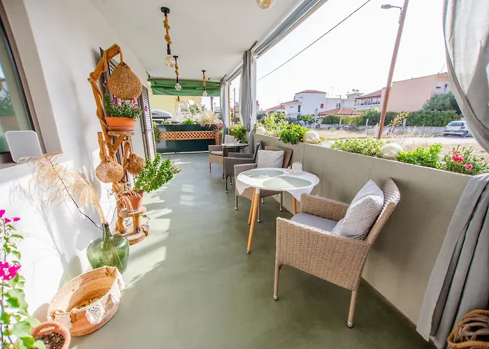 T H E Berlin And 公寓 Vrasná