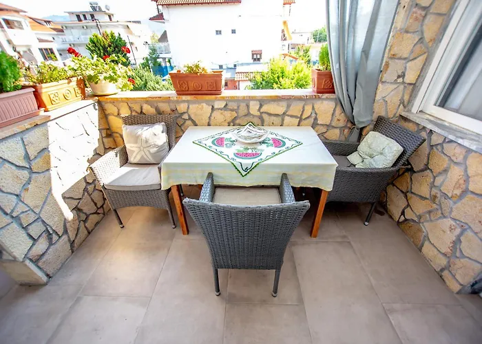 T H E Berlin And 公寓 *