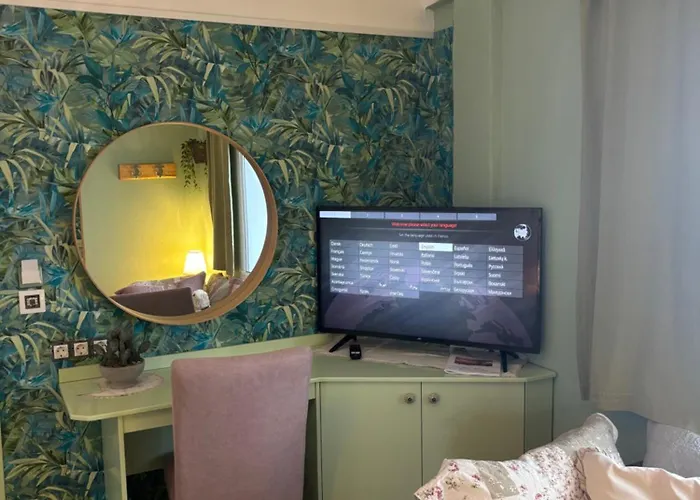 T H E Berlin And 公寓 Vrasná